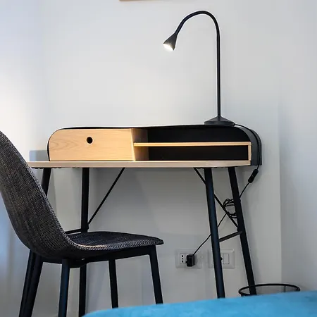 5' From Metro Lima, Design * Milaan