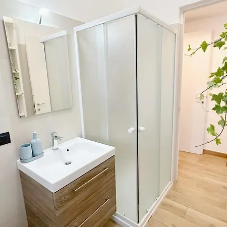 شقة Sunnyflat Near Navigli E Bocconi *