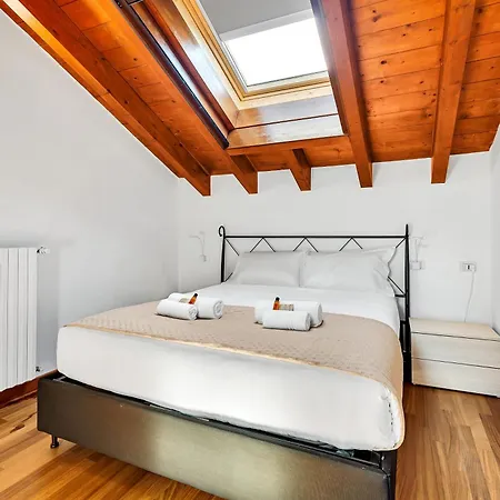 La Mansarda Di Cloe - Affitti Brevi Italia