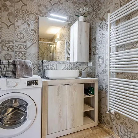 Lägenhet Santa Giulia Suite - 15Min From Duomo - Rogoredo Fs Milano