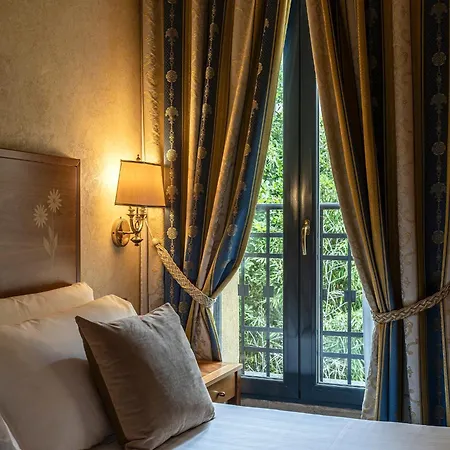 Boutique Dieci Milan