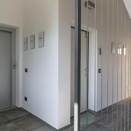 Aprica16 Loft House * Milan