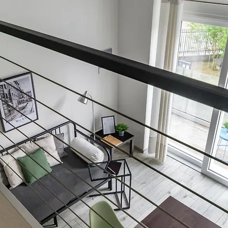 Aprica16 Loft House
