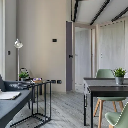 Aprica16 Loft House * Mailand