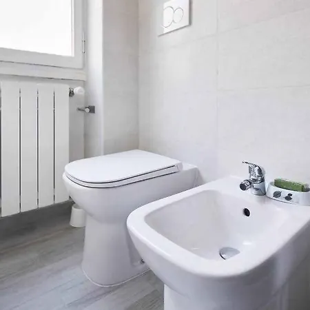 Sunny San Siro Stadio Lejlighed *