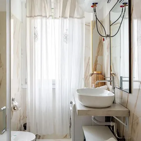 Bright & Modern 2 Min Metro 20min Niguarda H Appartement Milaan