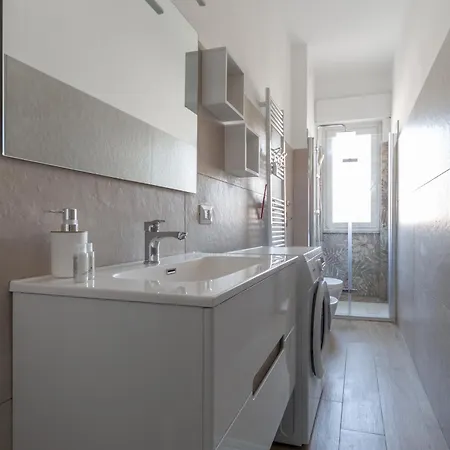 Apartamento Luminoso Monolocale Zona Fondazione Prada