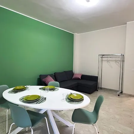 Atene House Apartment *