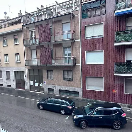 Apartment Atene House *