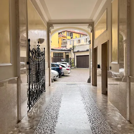 דירה Bilocale Mansardato Farini