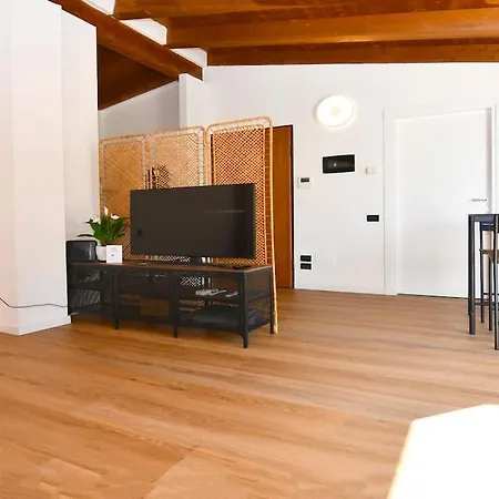 Bocconi Fond Prada Ieo Spettacolare Attico Con Terrazzo Apartament