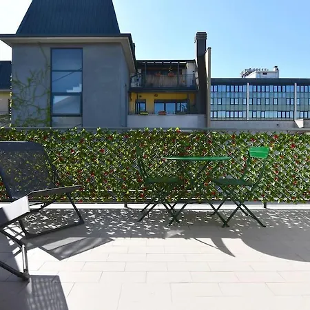 Bocconi Fond Prada Ieo Spettacolare Attico Con Terrazzo Mediolan