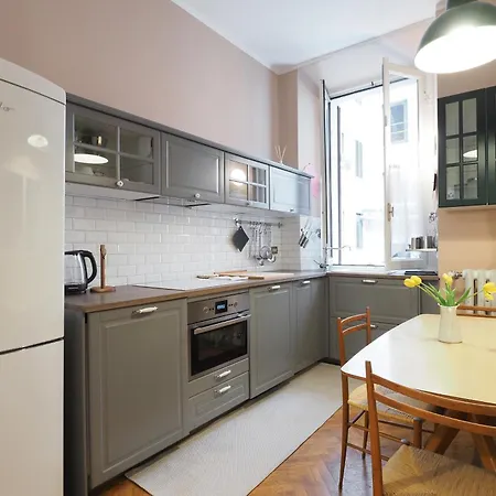 Primopiano - Piazza Napoli 公寓