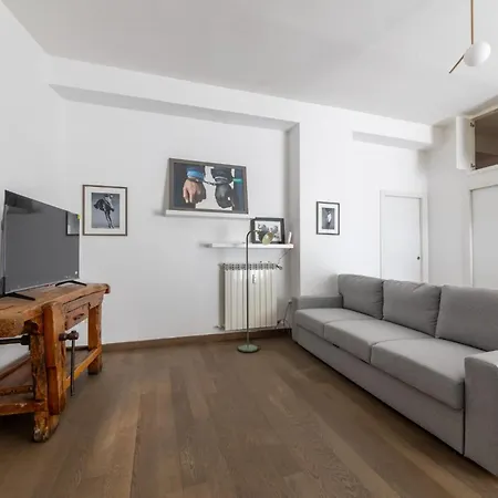 Arena 35 Apartment Milan