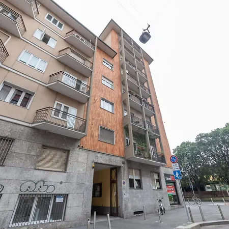 Arena 35 - Leia Hospitality