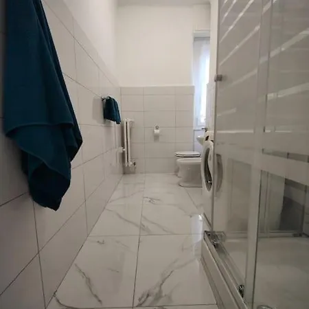 Bilocale Ristrutturato Apartment *