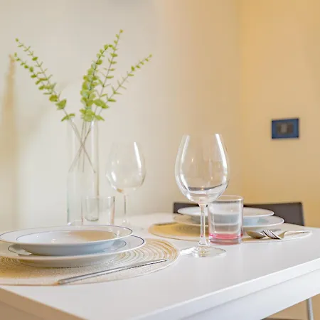 Apartment Porta Vittoria - Linate Urban - 10 Minuti Aeroporto Self-check-in