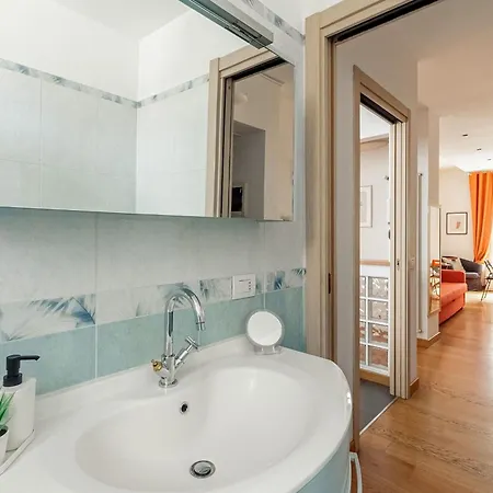 Appartamento Broggi Buenos Aires-porta Venezia By Halldis Milano