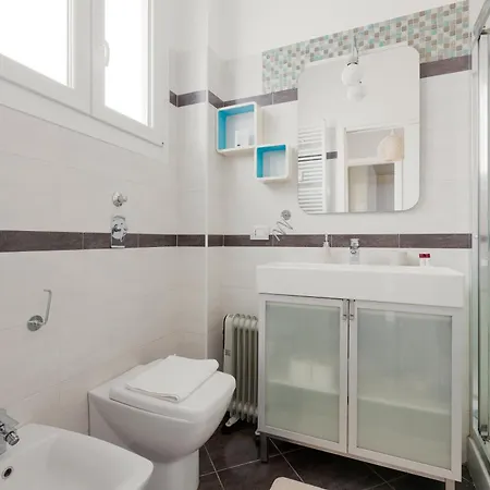 Milano-nolo Balcony Daire Milano