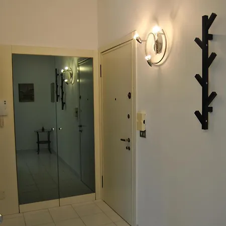 Daire Portello Flat With Balcony Milano