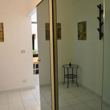 Portello Flat With Balcony * Milano
