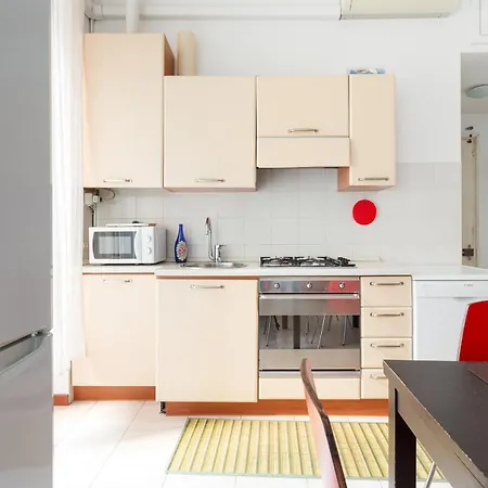 Apartment Cosy With Balcony