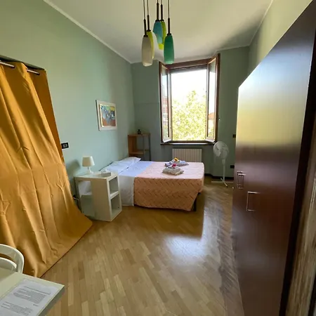 Maison d'hôtes Umbria 60 - Porta Romana, 10' Walk To Olympic Village Cortina 2026