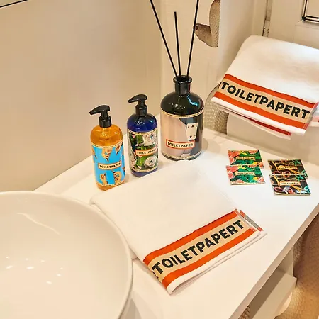 Apartment Toiletpaper Living Milan