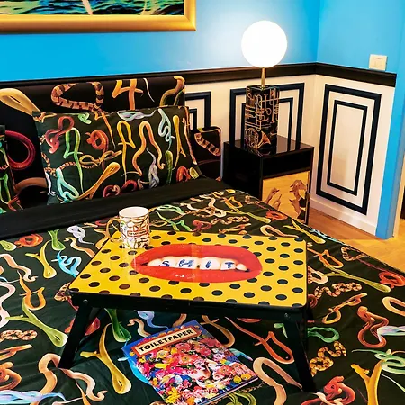 Apartament Toiletpaper Living *