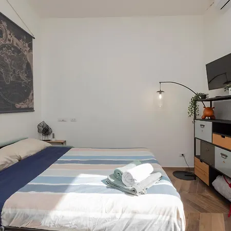 Ihost Cozy - Agnesi 15 *