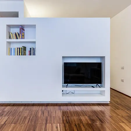 2pax Wifi- Via Nicastro Apartmán *