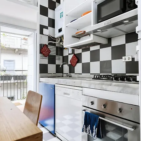 Farini 6 Apartment *