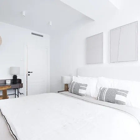 Easylife - - Medici 5 P2s - Duomo * Mediolan