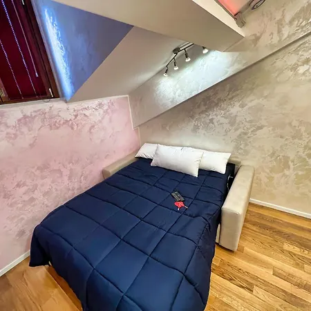 Apartment Taxi No-need - Metro, Train Station, Nightlife And Restaurants *