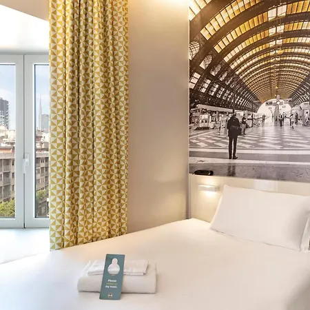 Station Hotel 3*