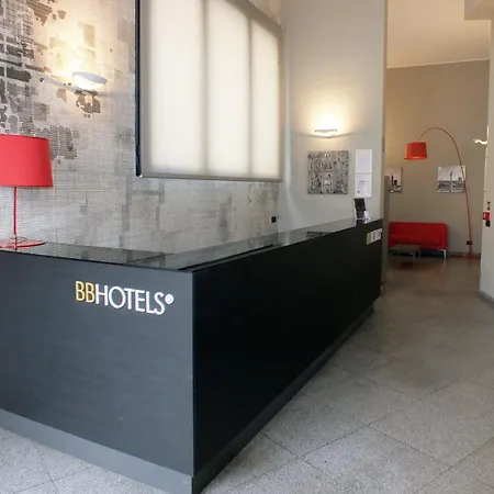 Bb Isola Hotel apartamentowy