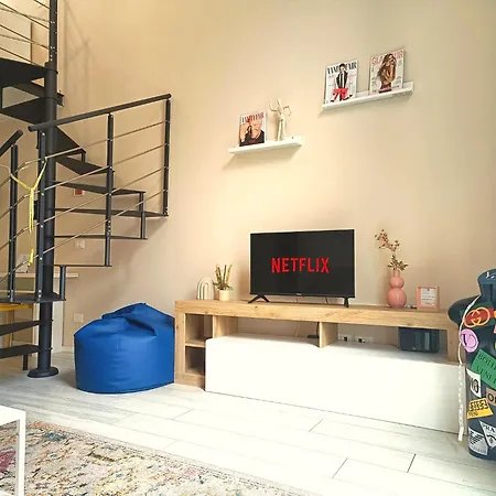 Yr Bocconi- Modern Loft, 3 Min Walk To Duomo Tram بيت للعطل *