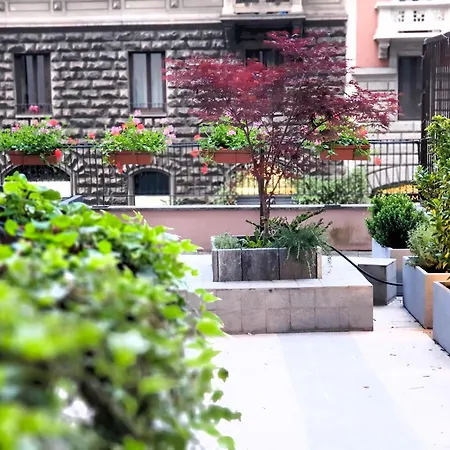 Apartment Terrace Charming In Milan