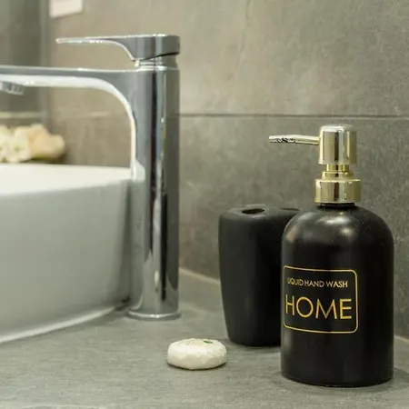 Apartamento Via Hayez, 3 - Eleganza E Relax