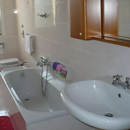 Suzzani House Gæstehus