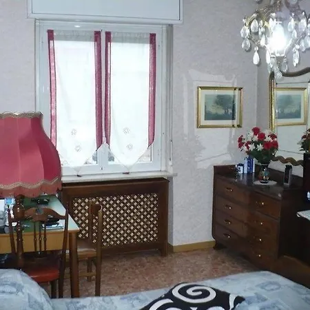 Suzzani House