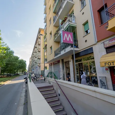 Apartment Near Metro-m5 Milan