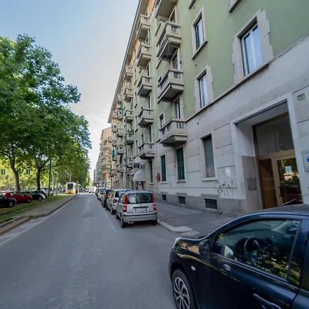 Lägenhet Near Metro-m5