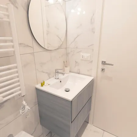 Modern & Stylish Near Isola & Station Apartmán Milán