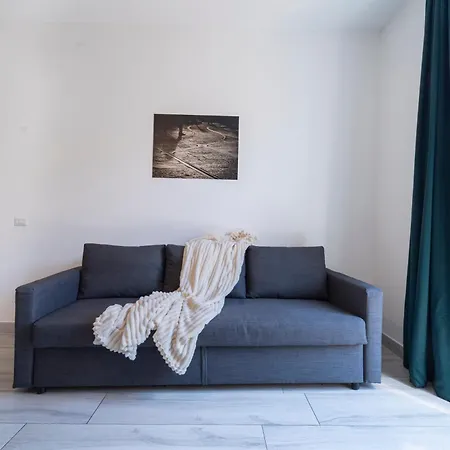 Luxury - Romano 15 - Trilo * ميلان