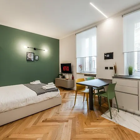 Design In The Heart Of Apartmán Milán