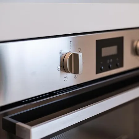 アパート Spacious In Next To Metro *