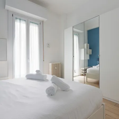 Guesthost - Mm Sant Agostino Subway Flat * Milán