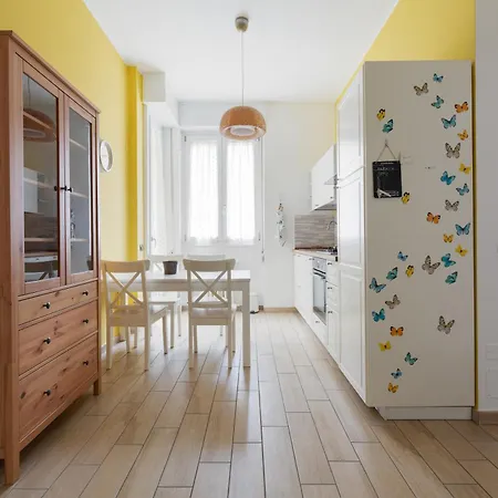 Guesthost - Mm Sant Agostino Subway Flat Apartmán Milán