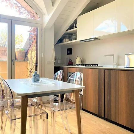 Luminoso Appartamentino Milano